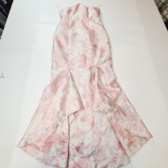 Lovers + Friends Dresses Lovers And Friends Urgonia Gown In Pink